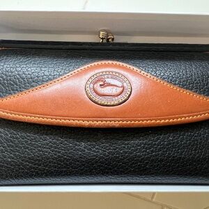 Vintage Dooney and Bourke wallet